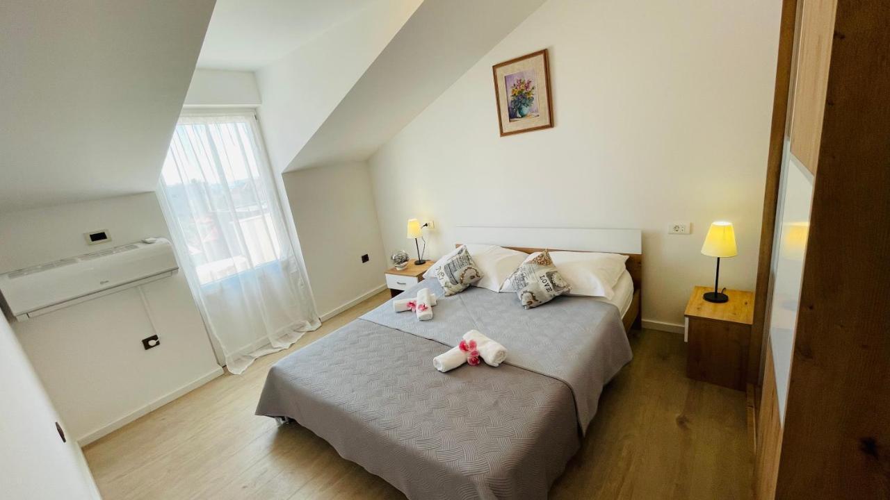 Apartman Luka Split Exterior foto